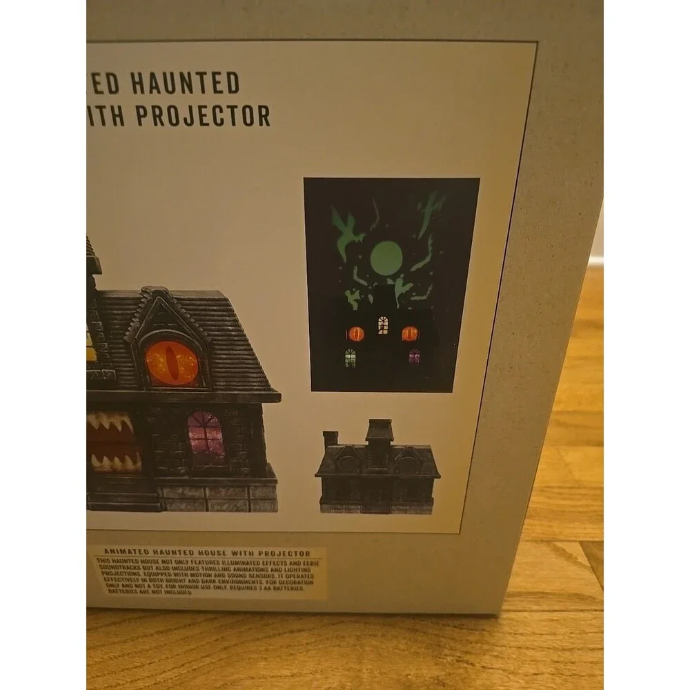 2025 Cracker Barrel Halloween Haunted House Projection Lights, Sound Eyes Teeth